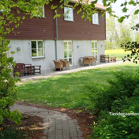 Tiendegaarden Møns Klint Bed and breakfast 2*
