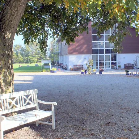 Tiendegaarden Mons Klint 2*