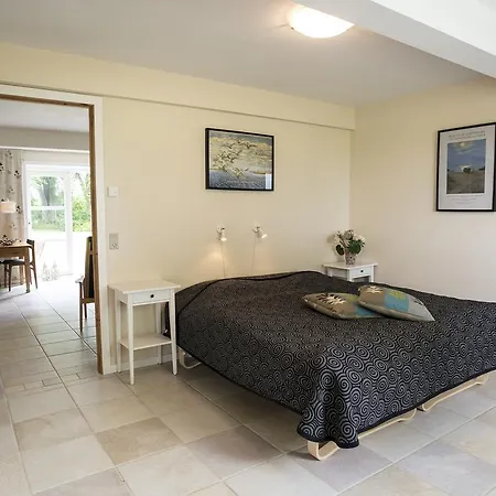 Bed & Breakfast Tiendegaarden Mons Klint Borre