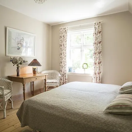 לינה וארוחת בוקר Tiendegaarden Mons Klint