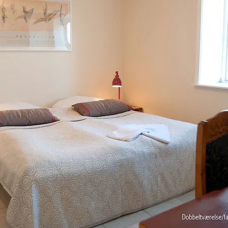 Bed & Breakfast Tiendegaarden Mons Klint 2*