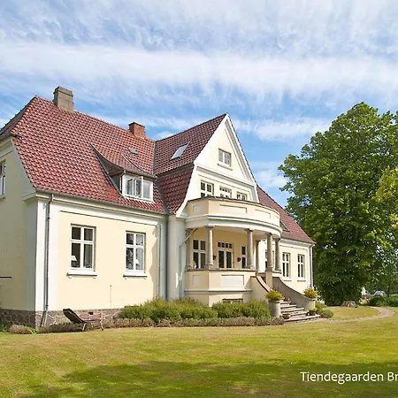 Bed and breakfast Tiendegaarden Møns Klint 2*