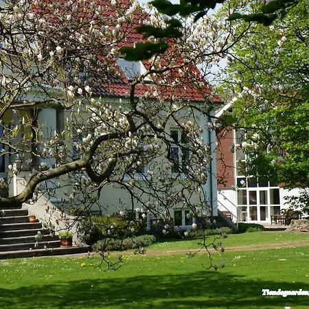 Tiendegaarden Mons Klint 2*