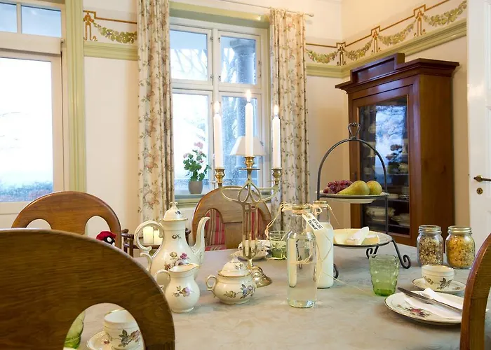 Tiendegaarden Møns Klint Bed & Breakfast