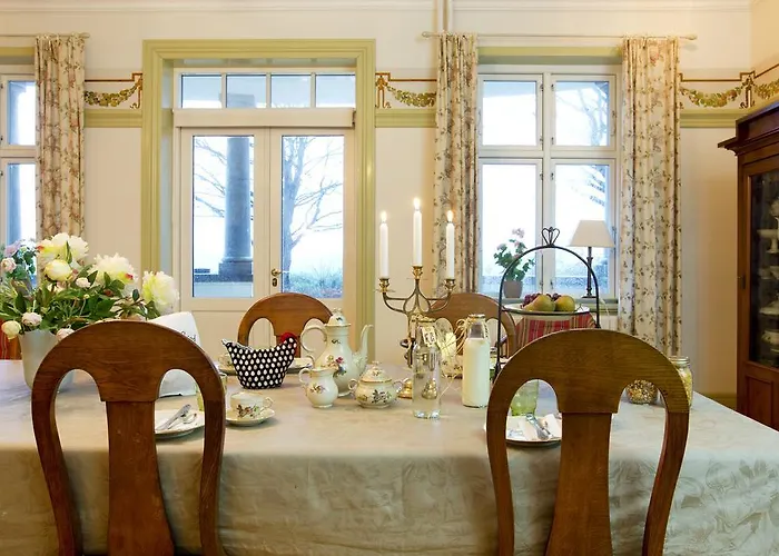 Bed and breakfast Tiendegaarden Møns Klint 2*