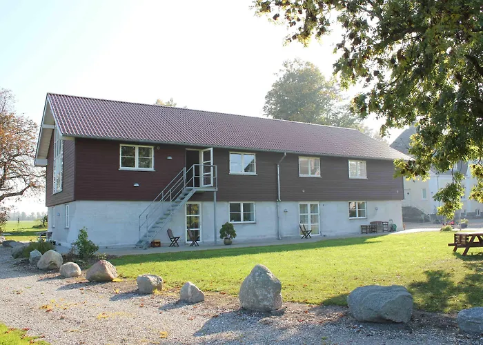 Tiendegaarden Møns Klint Bed & Breakfast