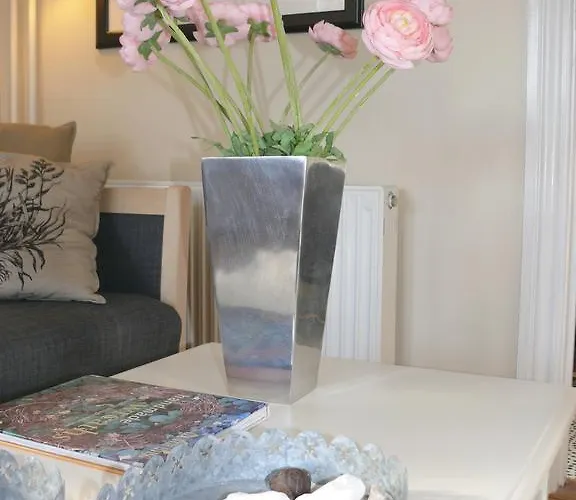 Tiendegaarden Møns Klint Bed and breakfast 2*